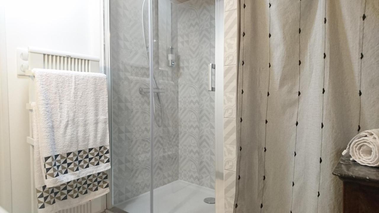 בסה-א-סנט-אנסטאיס Chambres D'Hotes Villa Chantebise מראה חיצוני תמונה