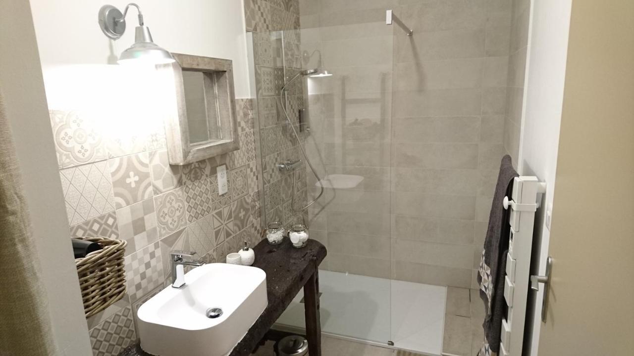 בסה-א-סנט-אנסטאיס Chambres D'Hotes Villa Chantebise מראה חיצוני תמונה